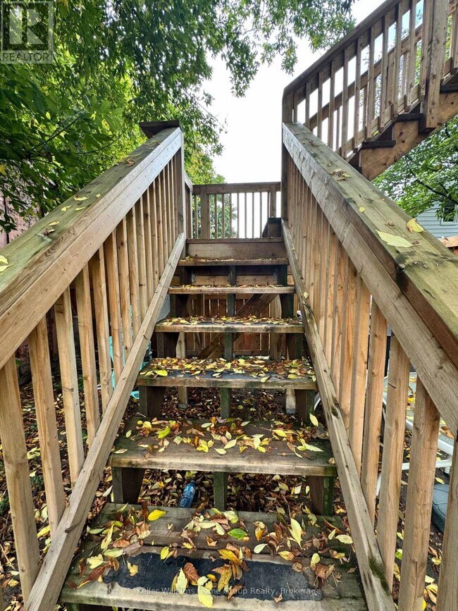 Photo - 116 Elora St S