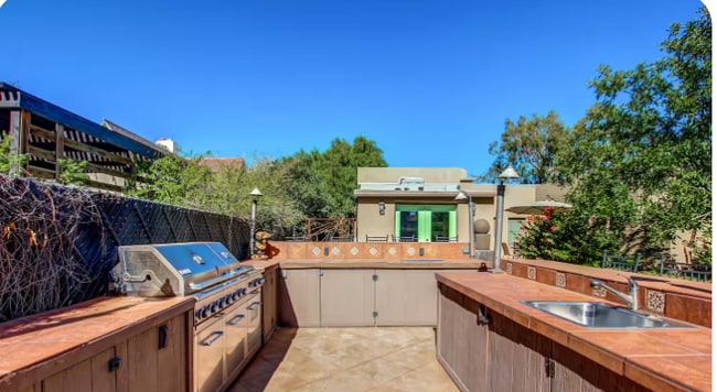 709 W Culver St