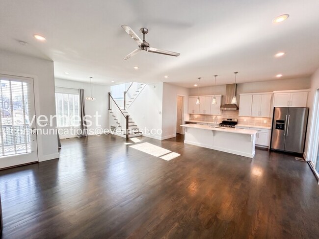 Photo - 915 Delmas Ave