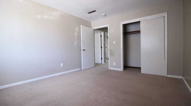 Photo - 4014 Westover Rd SE Unit 3