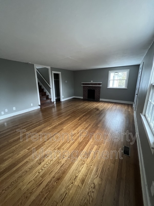 Photo - 2512 Campbell St