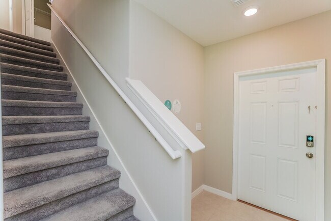 Photo - 7220 Spring Snowflake Ave