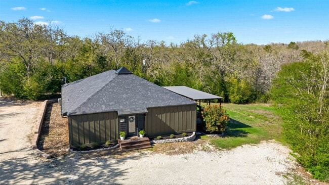 Photo - 8052 Perry Ln