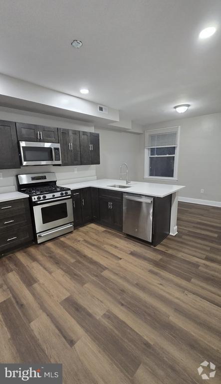 Building Photo - 2735 E Preston St Rental