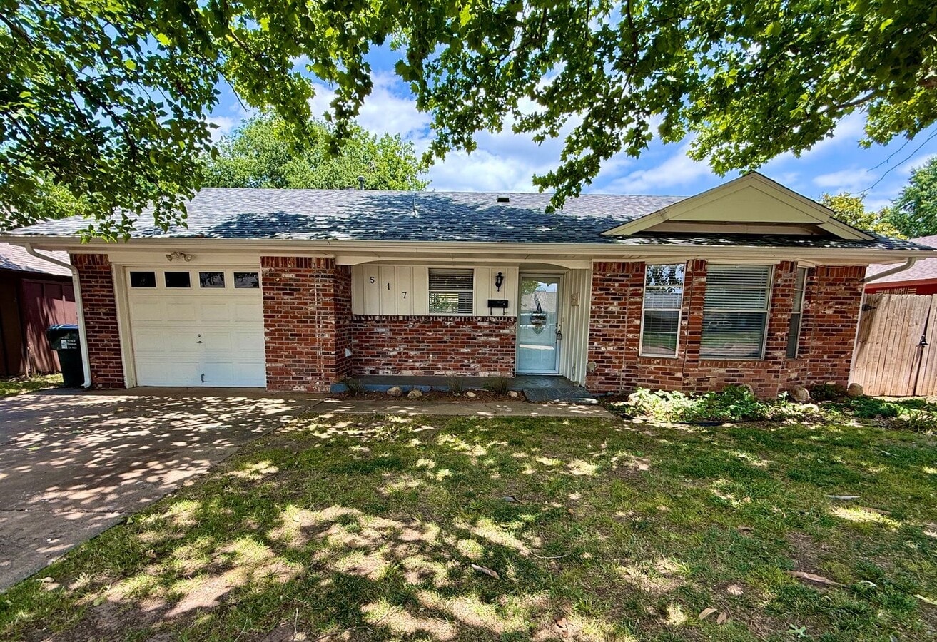 Photo - Great Area & Home
