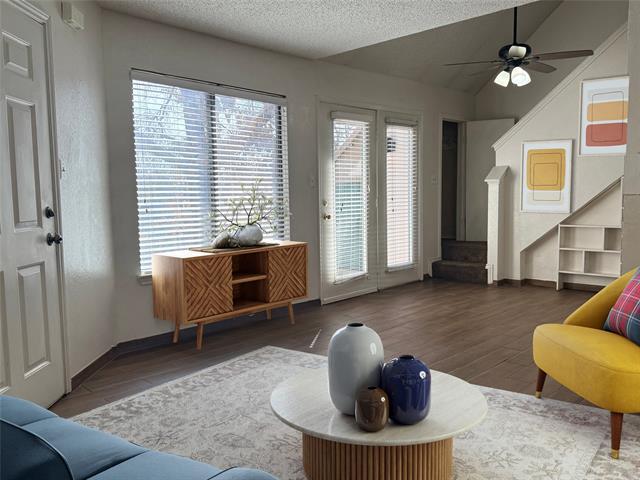 Building Photo - 2300 Bamboo Dr Unit N208