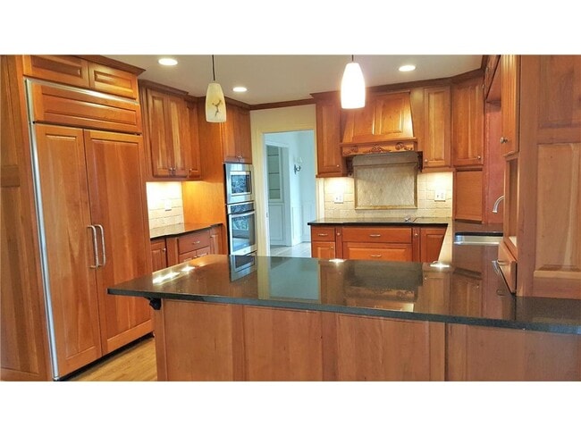 Photo - 4809 Wilford Way