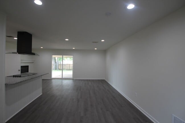 Photo - COMING SOON! 3 Bed 2 Bath Home in South Tyler! Tour Today!