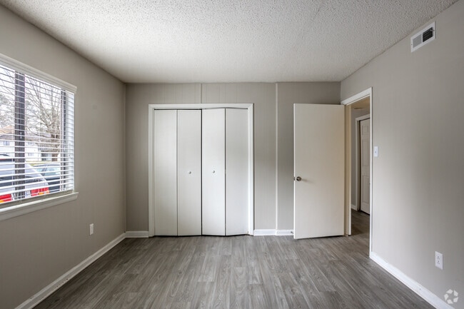 2HAB, 1.5BA: 975 ft² - x - Cedar Ridge Apartments