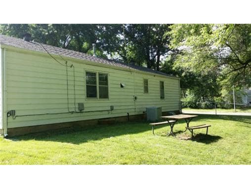 Photo - 11201 Herrick Ave