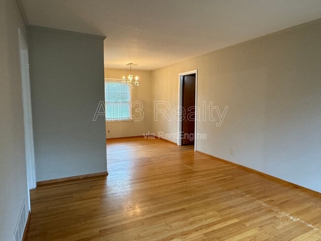 Photo - 3390 Arborfield Rd