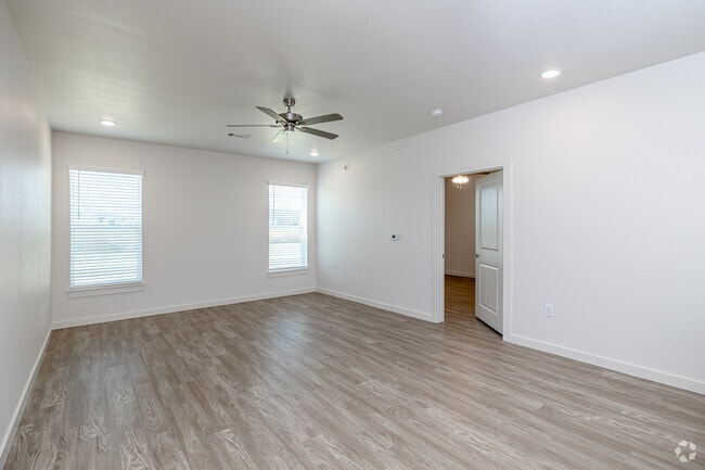 1BR, 1BA - 911SF - The Fern - Living Room - Willow Crossing Apartments