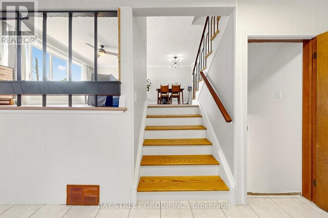 Photo - 55 Baybrook Crescent
