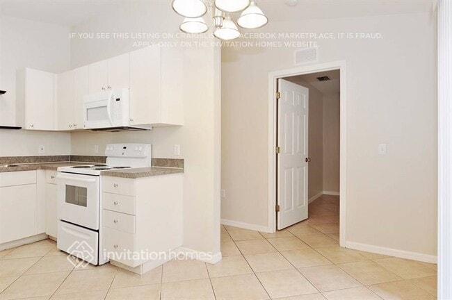 Photo - 2112 9th Ave W