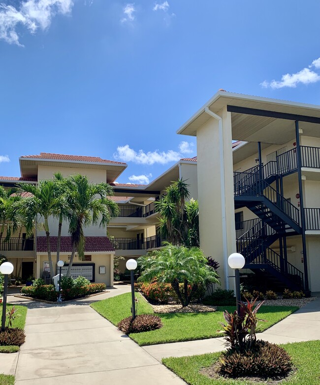 Photo - 11220 Caravel Cir Condominio Unidad 208