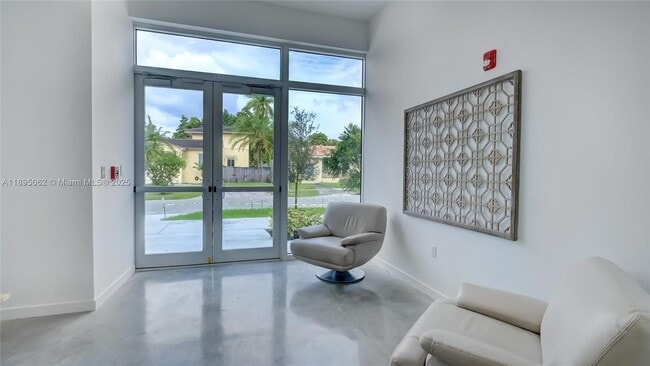 Photo - 2010 SW 25th Ter Unit 303