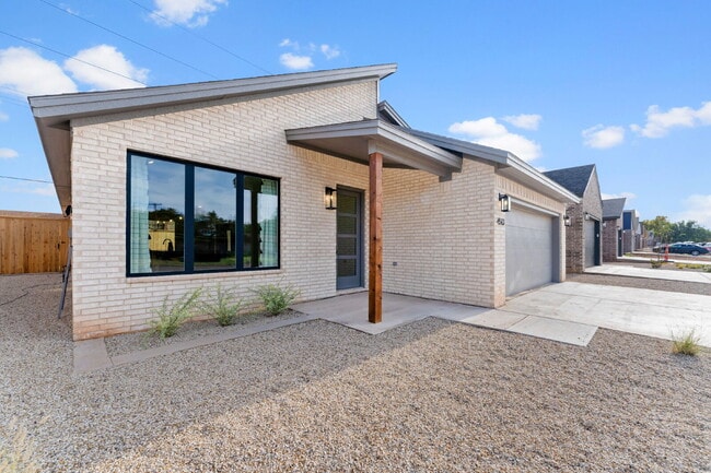 Photo - Pre-Leasing Fall of 2026!! Luxury Homes!!