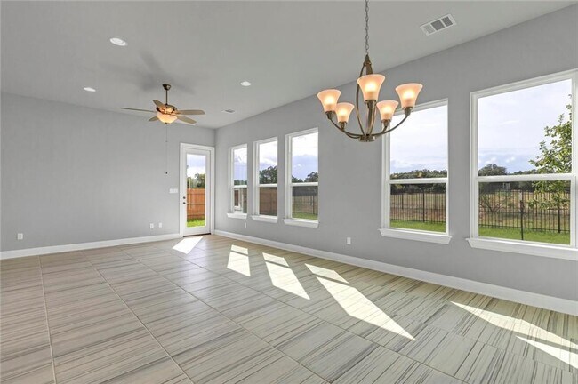 Photo - 4628 Katherine Dr