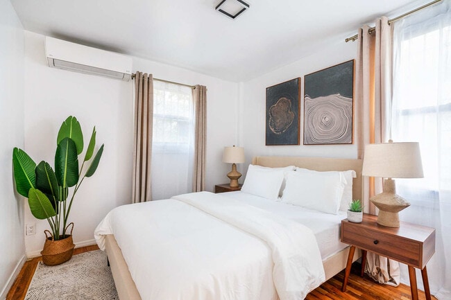Photo - 240 E 26th St Unit SI FL1-ID1057080P