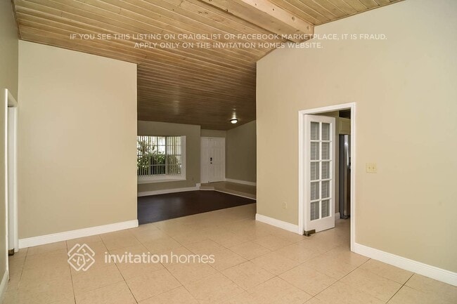 Photo - 14655 SW 139th Ct