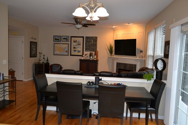 Photo - 2990 Peachtree Cir