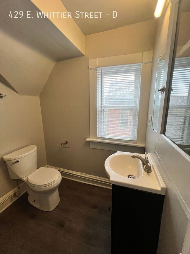 Photo - 429 E Whittier St Unit D