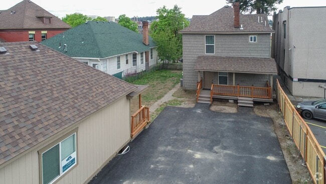 Building Photo - 1314 W Mallon Ave Unit 1314 W Mallon Ave. -  C Rental