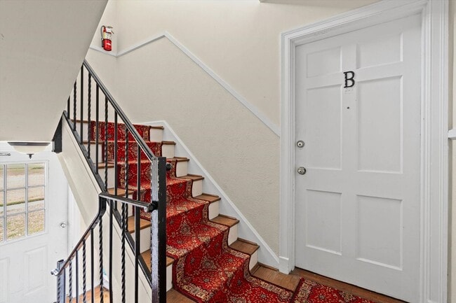 Photo - SUMMERVILLE CONDO