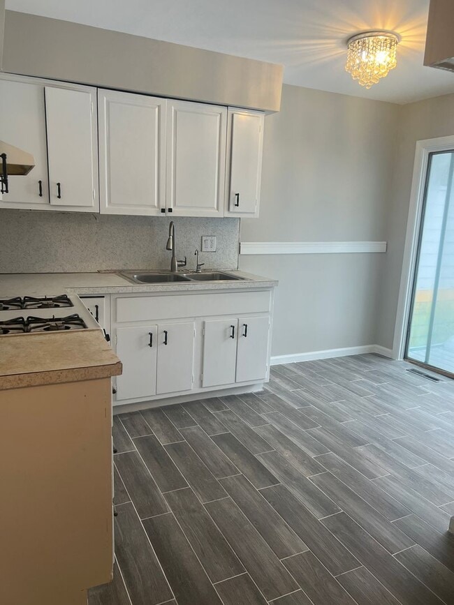 Photo - 31-33 Jeffrey Terrace Unit 2