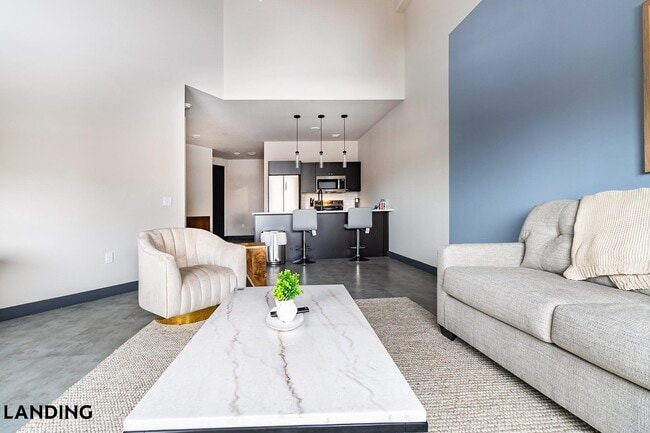 Photo - 55 Elm St Unidad 410