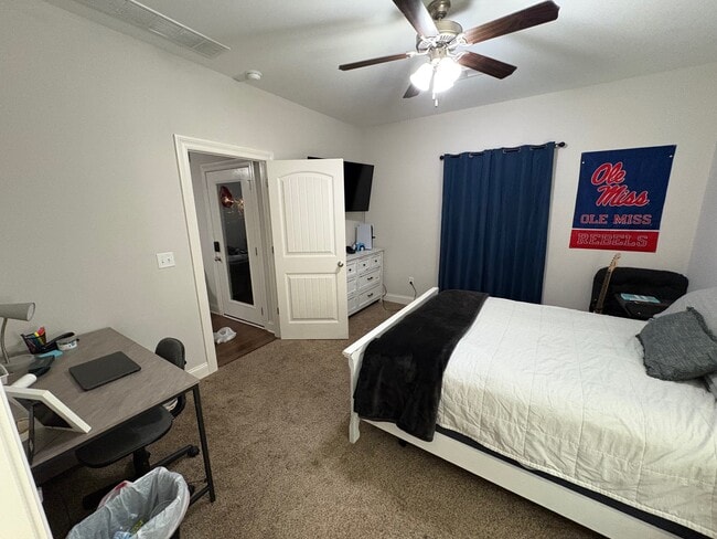 Photo - 318 Paul T Cir Unit 318 Paul T Circle