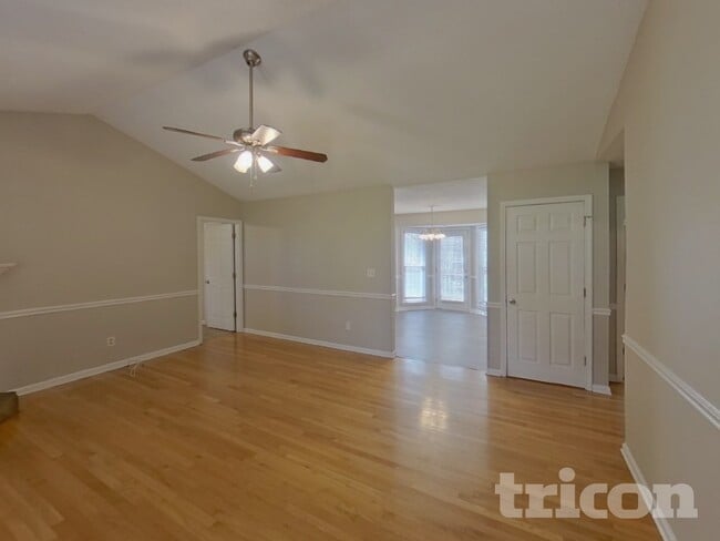 Photo - 296 Whitney Ln