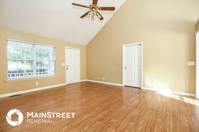 Photo - 3561 Telescope Trce