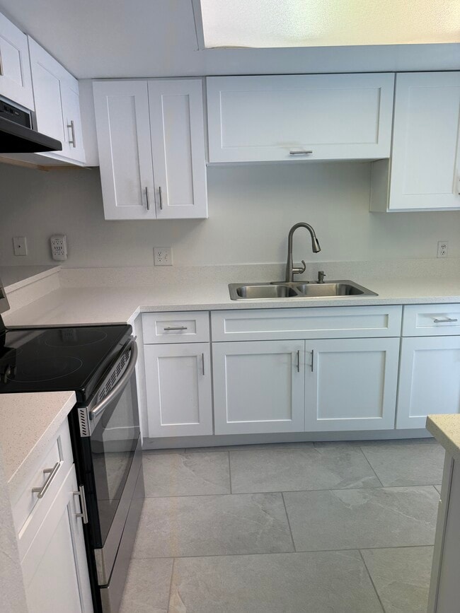 Photo - 201 N 18th St