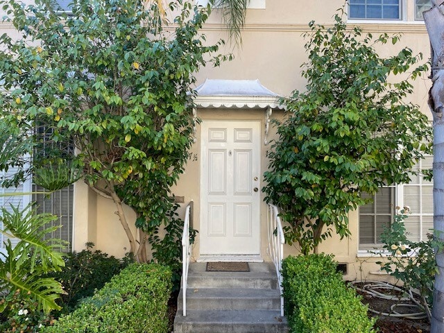 Photo - 1077-1079 S Orange Grove Ave