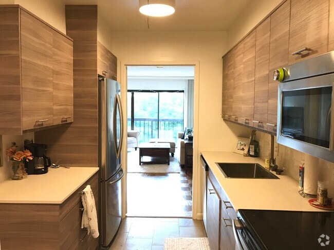 Building Photo - 1001 26th St NW Unit 1001 26th Street NW 507 Rental