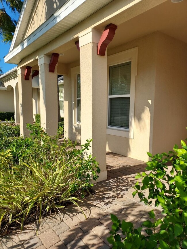 Photo - BEAUTIFUL 4 BEDROOM 3 BATH HOME IN THE BEA...