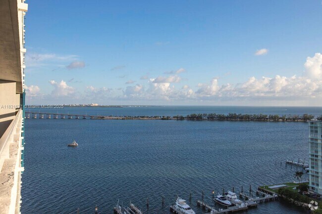 Building Photo - 1627 Brickell Ave Rental