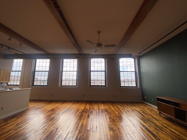 Photo - 28 Bayley St Unidad 403