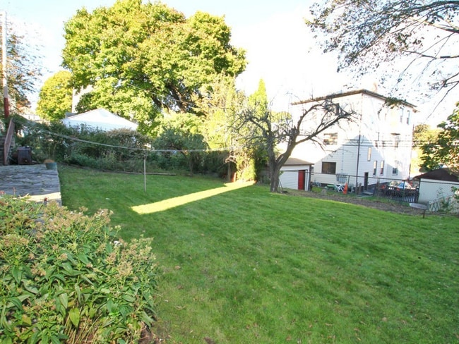 Photo - 77 Ingleside Ave