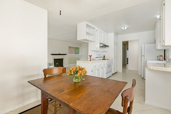 Photo - 2308 Altisma Way Unit #218