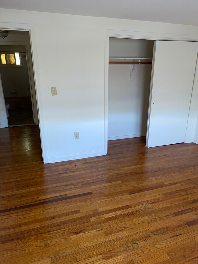 Photo - 340 Park Ave Unidad C