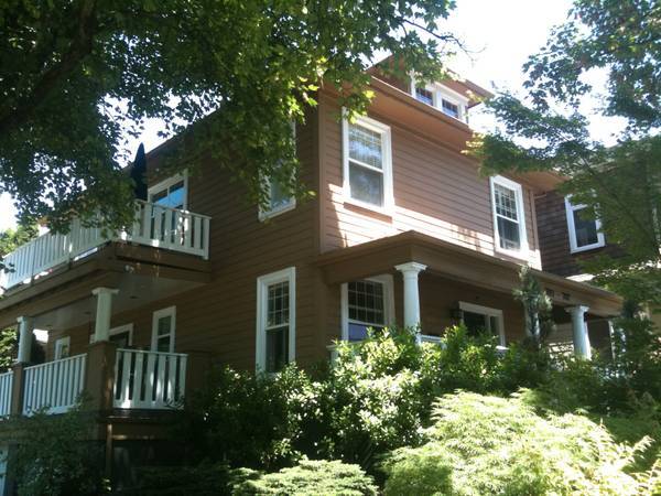 Top Unit - 707 NE Tillamook St Unit Tillamook