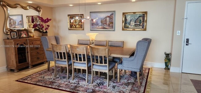 Building Photo - 2000 Island Blvd Unit 2605