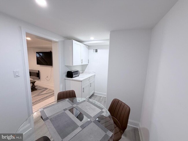 Photo - 805 Malcolm X Ave SE