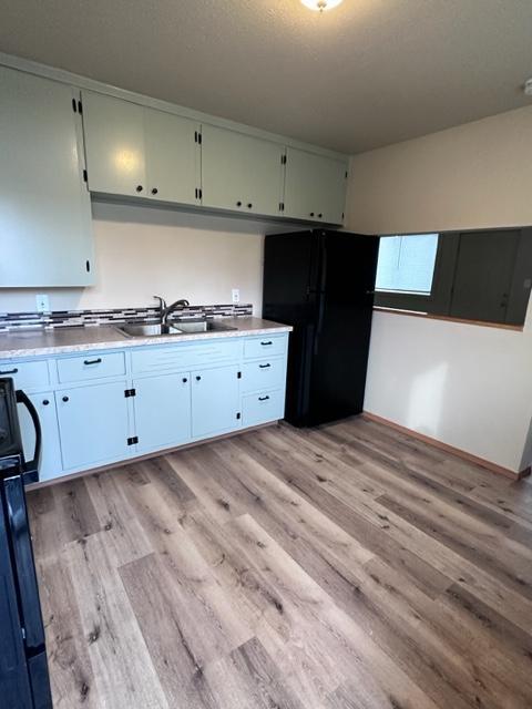 Photo - 1218 Main St