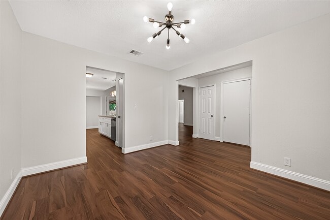 Photo - 509 Southern Oaks Dr