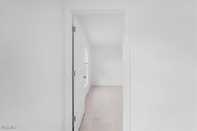 Building Photo - 4138 E Gator Cir