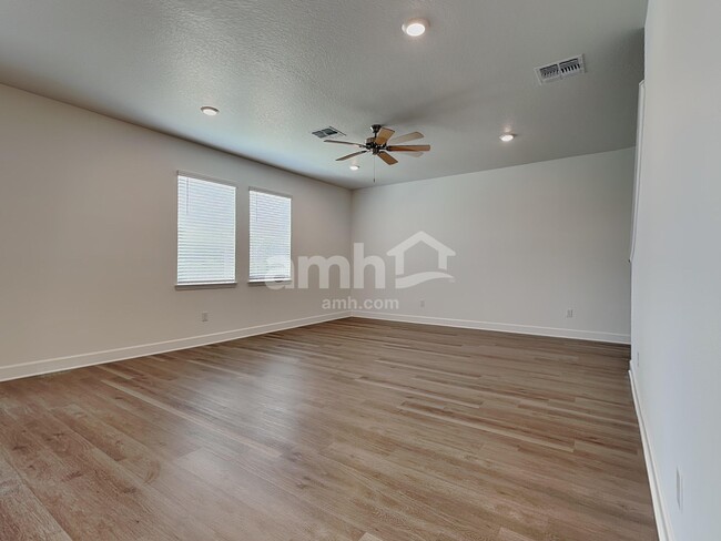 Photo - 37956 Dusty Saddle Ln