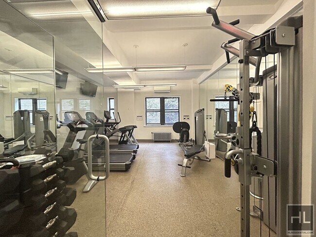 Photo - AMSTERDAM AVENUE Unit 1H